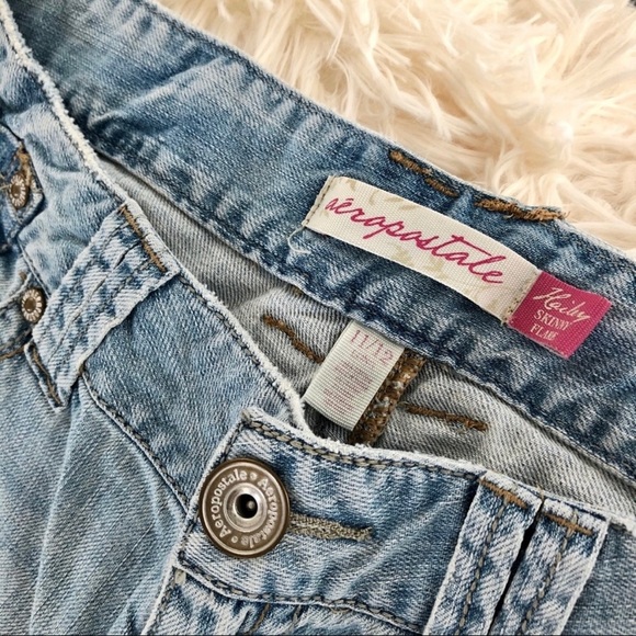 Aeropostale Hailey Flare Skinny Blue Jeans - Picture 3 of 5